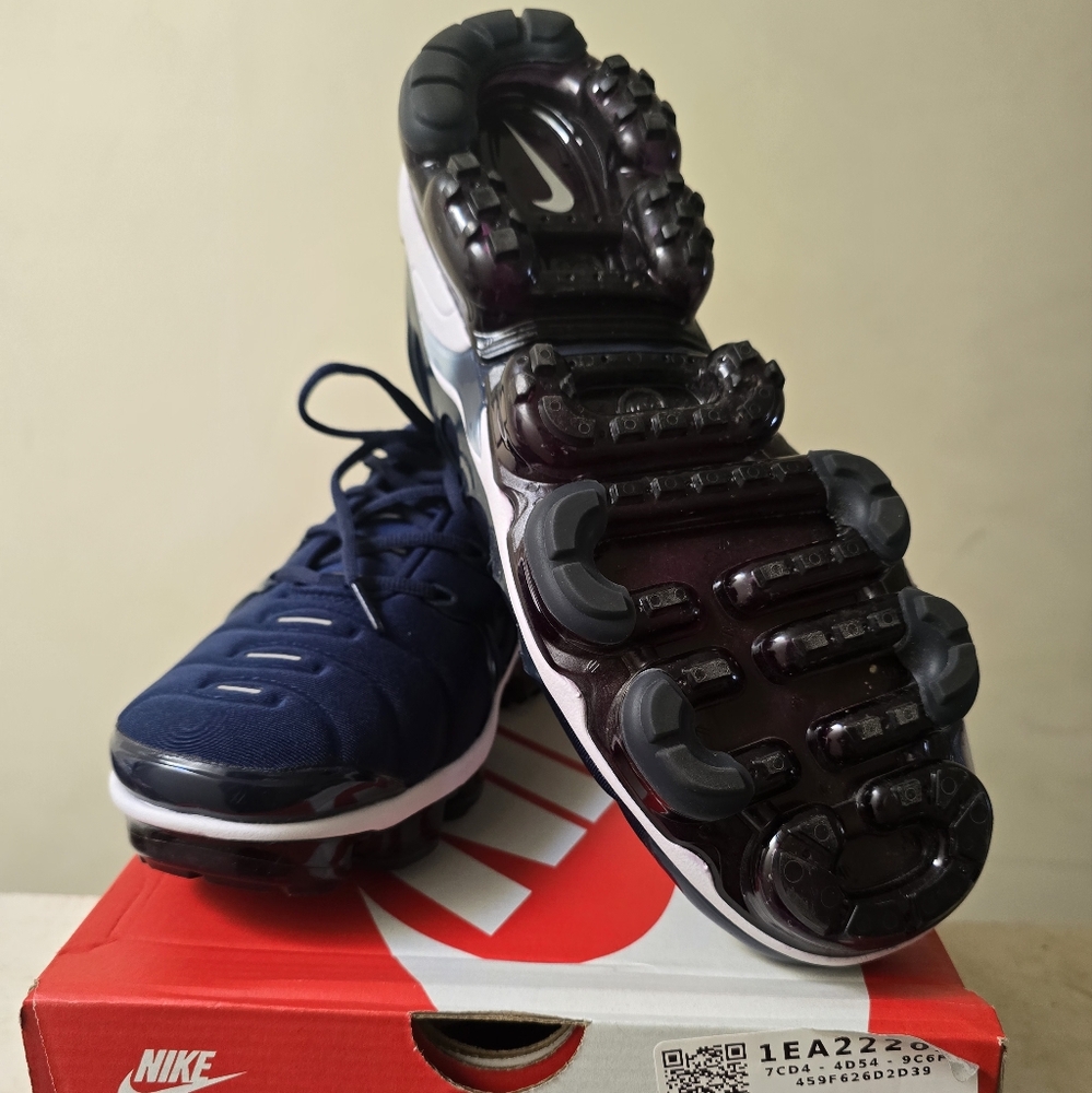Nike Blue and Black Athletic Shoes with VaporMax Cushioning